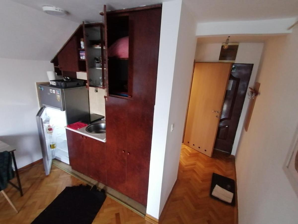Mansarda Kraljevo Apartment Exterior foto