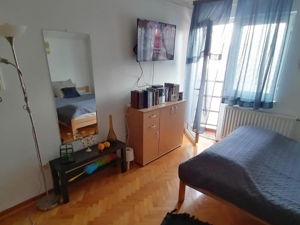 Mansarda Kraljevo Apartment Exterior foto
